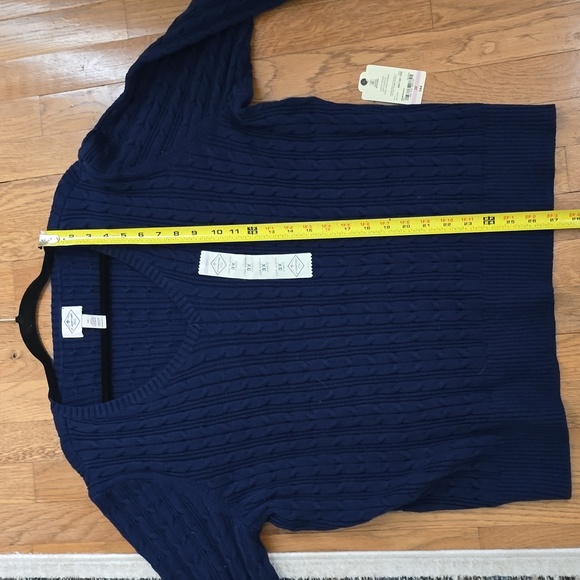 ST. JOHN'S BAY WOMENS PLUS SIZE BLUE CLASSIC V-NECK CABLE SWEATER SIZE 3X - Picture 9 of 12